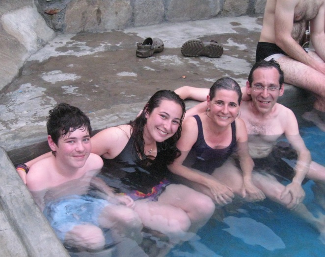 Jacuzzi at Tatopani