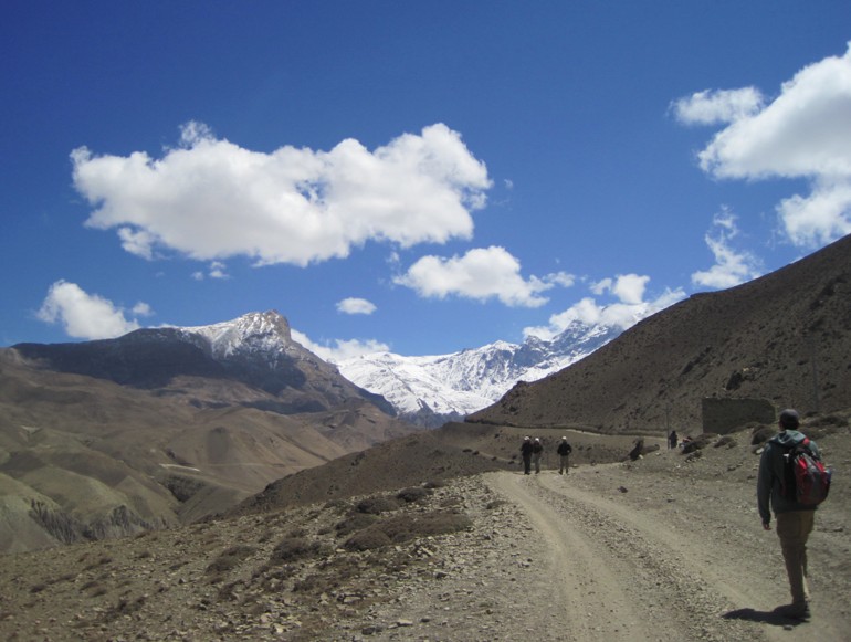 Road to Muktinah